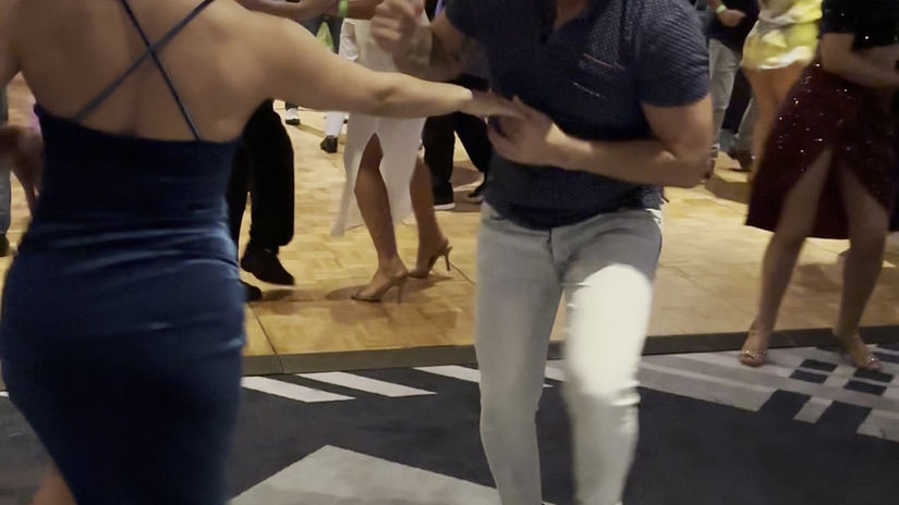 Oliver Pineda & Gaby Ochoa.mov